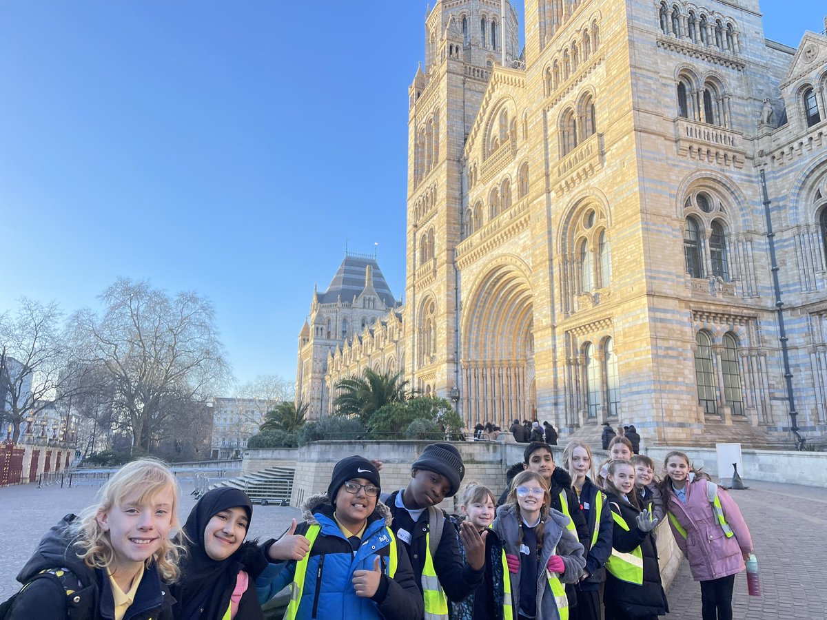 st_peters_read's tweet photo. Houses of Parliament: Leg 7  - Natural History Museum to see the dinosaurs! @NHM_London https://t.co/r7ufYuFpYp
