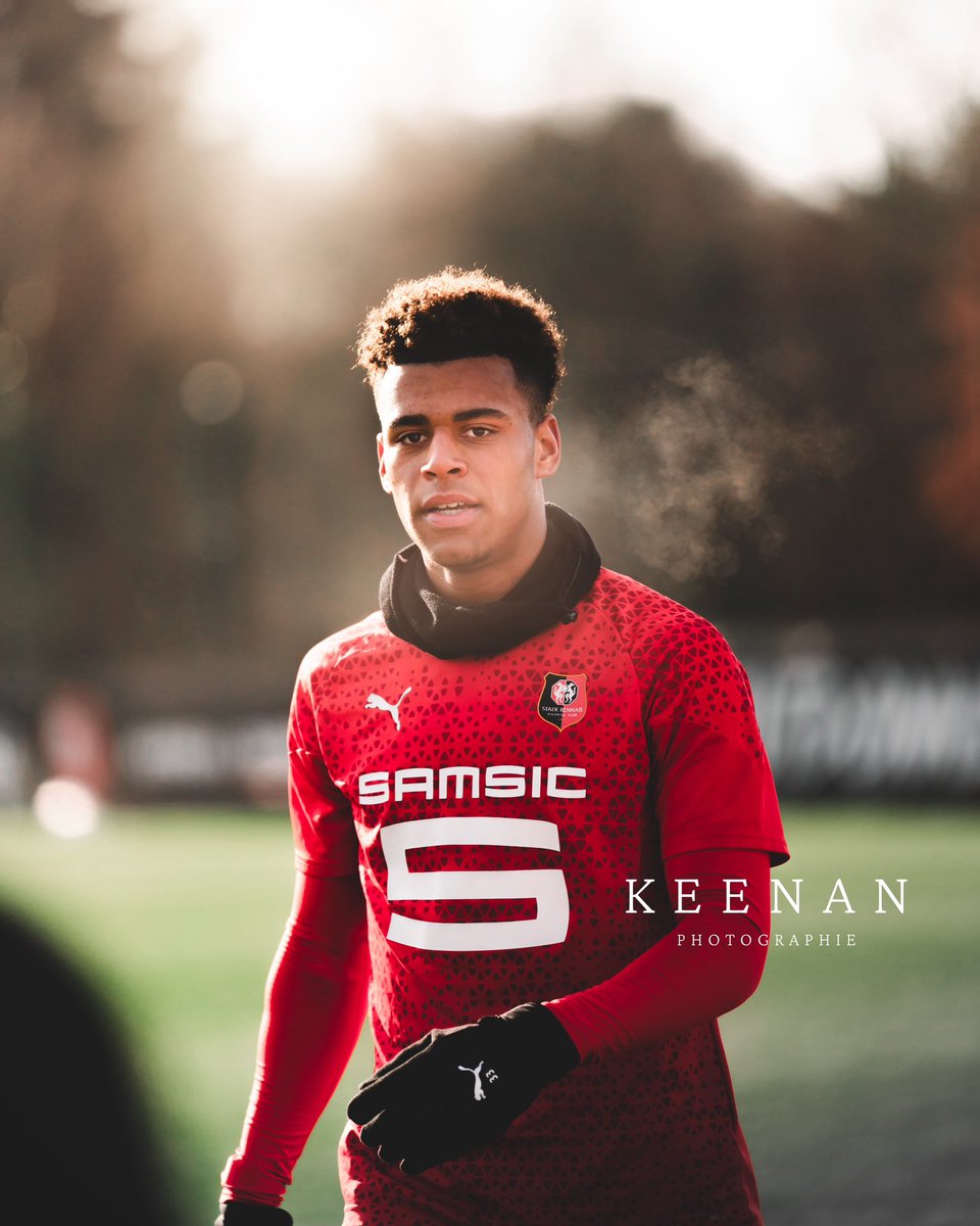 keenan_bl's tweet photo. Quelques clichés de la séance de ce matin ⚽️❄️ 

📸 @keenan_bl https://t.co/gyO7I9uY2P