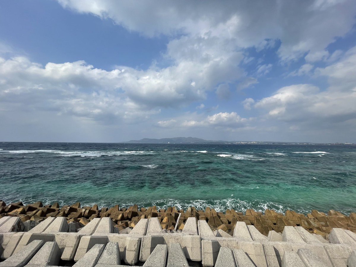 k____1209's tweet photo. 今年は頑張って痩せる事と、旅行にたくさん行く事🏃あと、お酒の量を控える事😘✨💪沖縄楽しかったなあ。 https://t.co/BgZnUlFDm8