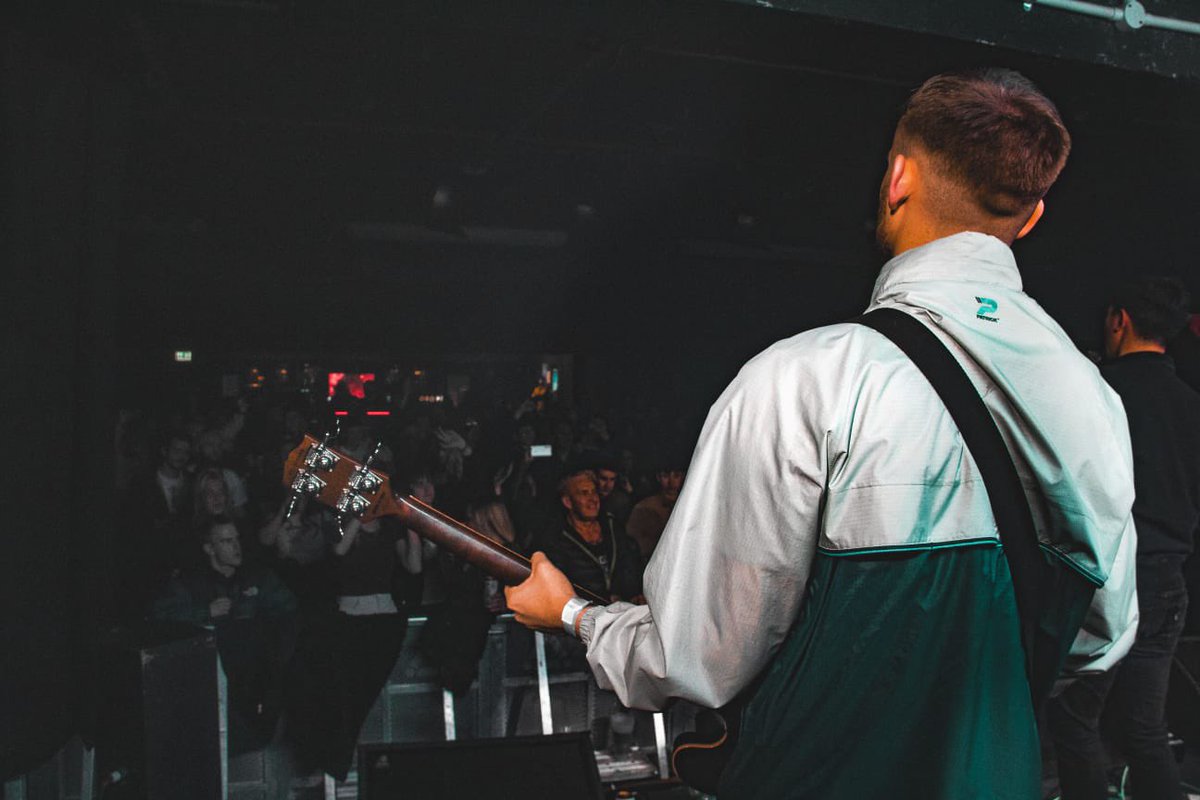 The boys are back in the studio this weekend to record our next single 🌹 

Tickets are still available for our upcoming Manchester show on 26th January📢 

Link in bio 🎫 

The Illicits X