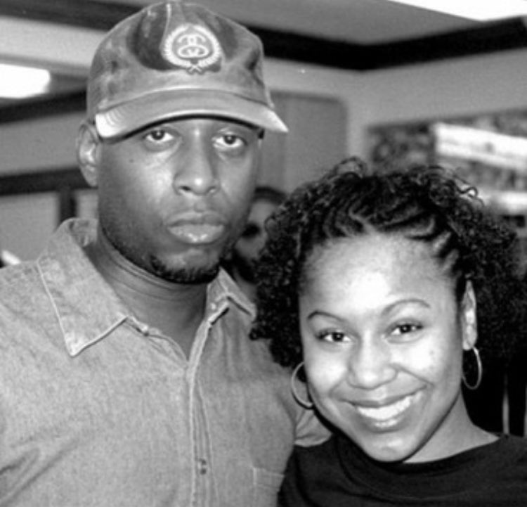 aarona_thevirgo's tweet photo. I was also dating a music producer whose music got placements on #MTVNetwork &amp; I ended up working at #UPNNetwork later that year writing ✍️ voice over scripts for all their TV SHOWS. I HAVE LIVED #HipHopCultures and I stand on what I said about Drake being HipHop💯 https://t.co/kMwMfZr1nG
