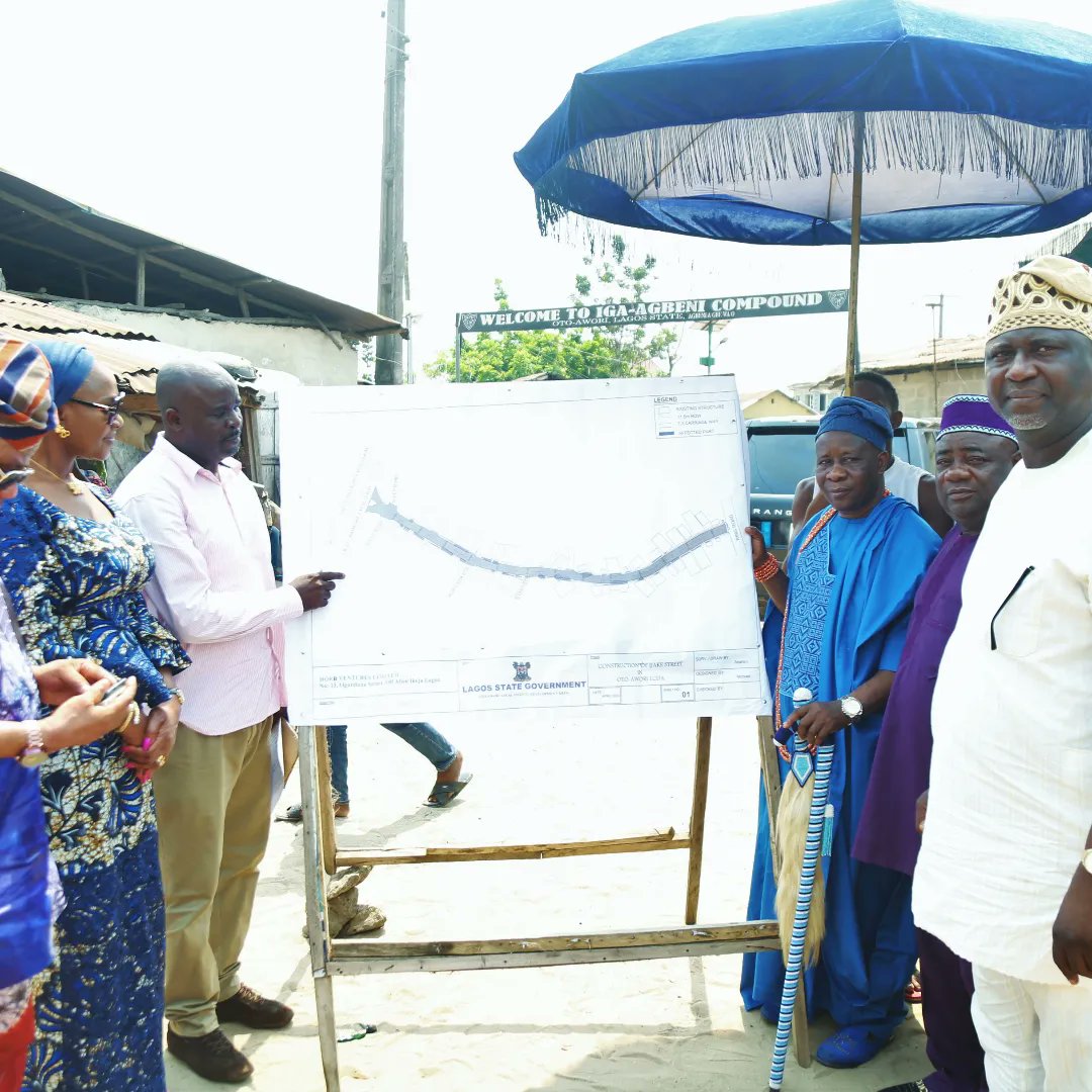 Today, SA to MG @jidesanwoolu on Rural Dev.; Dr Nurudeen Agbaje held a stakeholders' meeting with members of Ijake Community in Oto-Awori to discuss the commencement of the Ijake Road Project intended for the development to the Community #ForAGreaterLagos #IgbegaIpinleEko