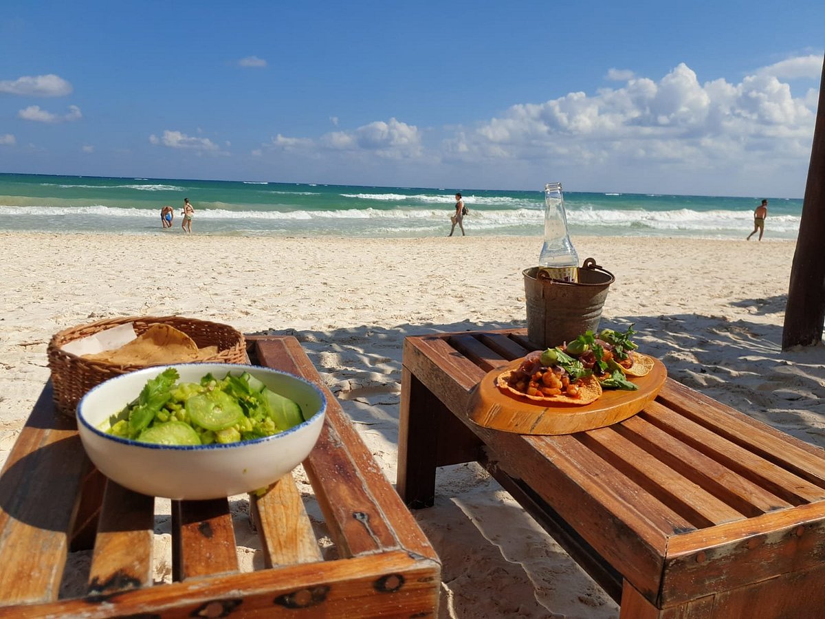 GM GM manifesting tacos in Tulum ...