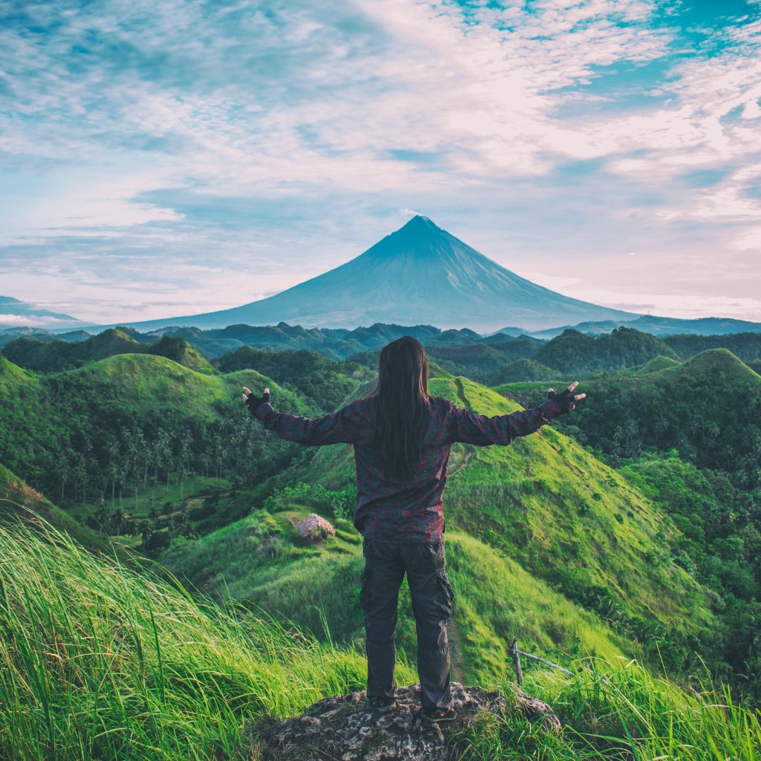 flyncar's tweet photo. 🏔️ Sleep on top of a mountain: Done!

🚗 Find the best car for your trip with FlynCar! Start your adventure with us and turn your dreams into reality 🌟

#AdventureAwaits #MountainViews #FlynCarAdventures #RoadTripReady #ExploreWithFlynCar #NatureLovers #DriveYourDream #TravelGoals #EpicRoadTrip #DiscoverWithFlynCar #EpicViews #FlynCar #CarRental