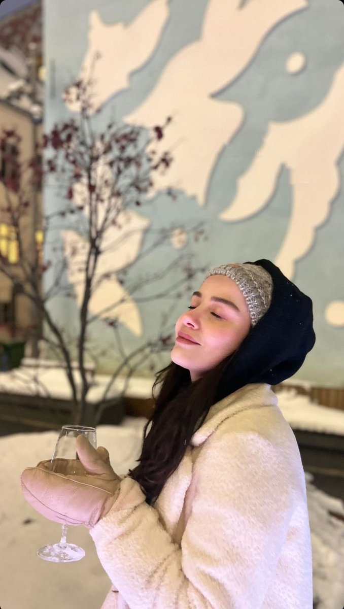 mycapella01's tweet photo. #ÖzgeGürel 🤍 https://t.co/Wk2sal3x5k