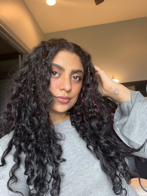 ✨Clean canvas (づ￣ &sup3;￣)づ ✨ https://t.co/pU7YMbKXDt