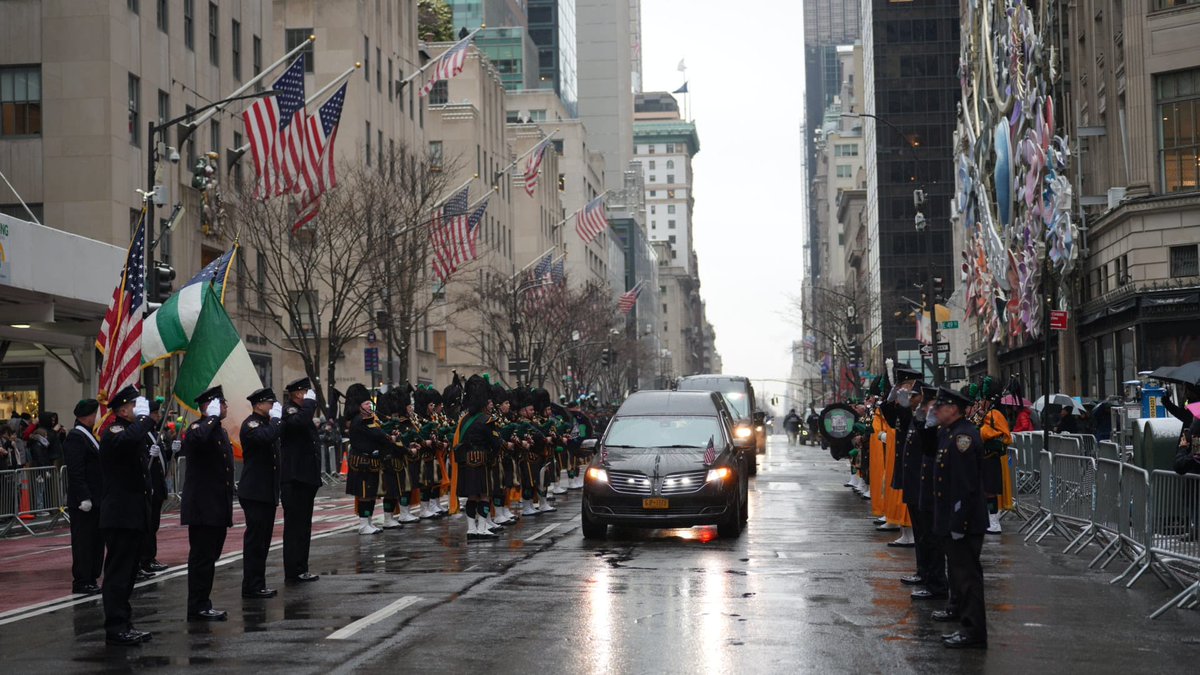 NYPDChiefPatrol's tweet photo. Today, we honor retired Chief Joseph Esposito, who started with the NYPD in 1968 as a police trainee and retired in 2013 as the longest-serving Chief of Department. He leaves behind a legacy of public service and commitment to duty that will not be forgotten. #FidelisAdMortem https://t.co/R6r4ZOCX6t