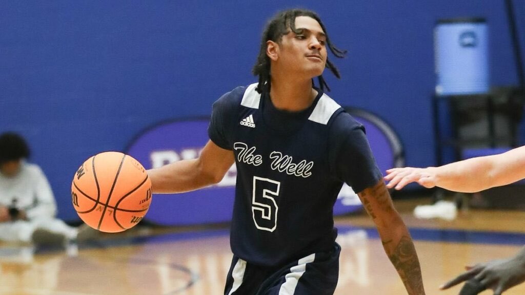 Derrick Eley Quietly Among the Top Playmakers in North Carolina 

READ ||: phenomhoopreport.com/derrick-eley-q… #PhenomHoops