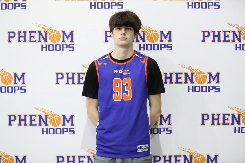 PHRecruitNews's tweet image. 2024 Cal Barrett received an offer from Roanoke #PhenomHoops 

@Coach_Rick57 @colbylewis20 @POBScout @JeffreyBendel_ @Phenom_Hoops @ty1ewis