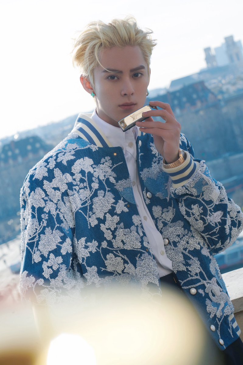 WangHediFolder's tweet photo. 240117 #DylanWang studio updates for #DylanWangxLVMenFW24 look❶

#WangHedi #王鹤棣 
#LVMenFW24   
#LouisVuitton 
#DylanWangxPFW24 https://t.co/eqx6dQmSue