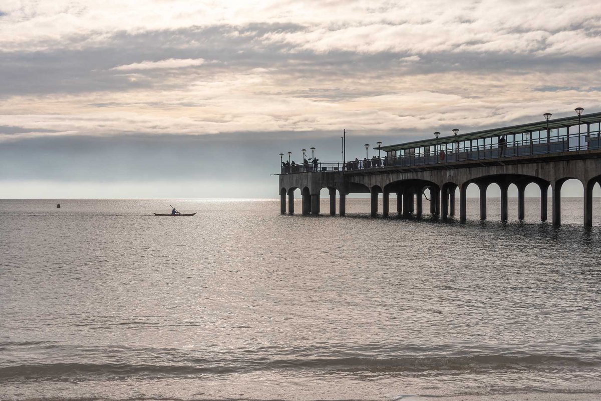 Beach day 💙

#beach #beachday #beachvibes #beachphotography #dorset #bournemouth #boscombebeach #bournemouthbeach #boscombepier #reflection_perfection #reflectiongram #reflectionphotography