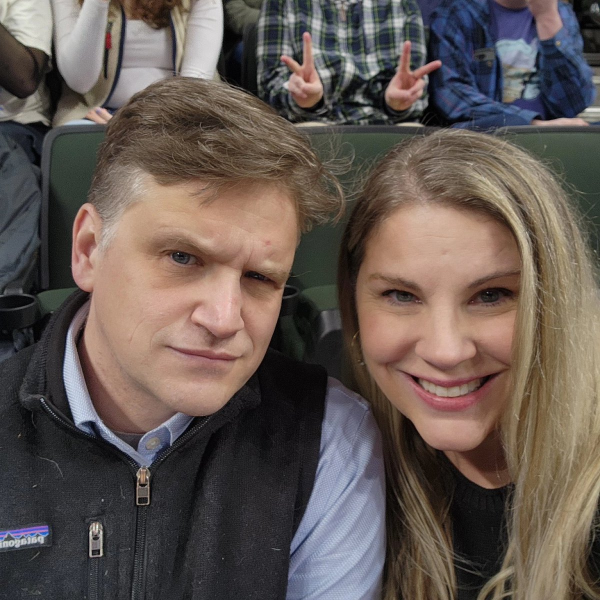 We had an AMAZING time at the <a href="/PWHL_Minnesota/">Minnesota Frost</a> home opener &amp; I am now a super fan!
GO #PWHLMinnesota!!