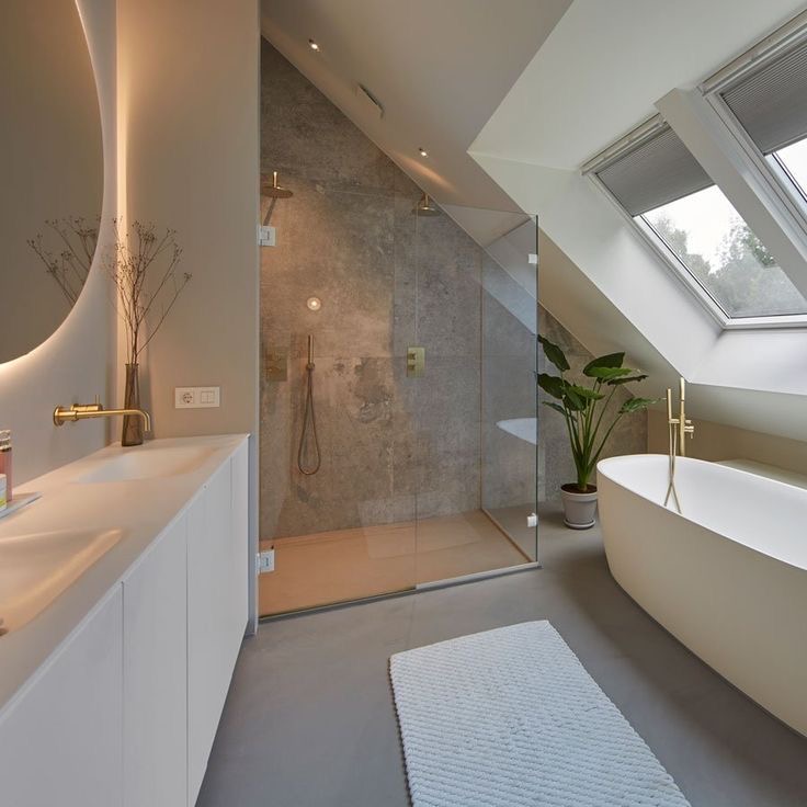 Luxury bathroom.