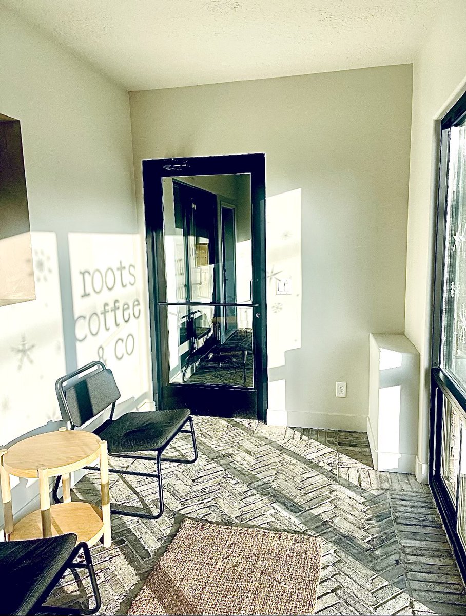 RootsCoffeeUtah's tweet photo. When the morning sun hits just the right angle ☕️ 

#rootscoffeeutah #utahcoffeeshop #saltlakecityutah #utah #coffeeshop https://t.co/qhdb9mmIn2
