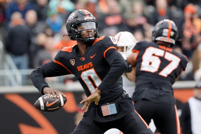 CFBRep's tweet image. Where the top QBs in the Transfer Portal are currently committed according to 247.
1. Aidan Chiles (Michigan State)
2. Dante Moore (Oregon)
3. Cameron Ward (Miami)
4. Maalik Murphy (Duke)
5. Kaidon Salter (Returned to Liberty)
6. Malachi Nelson (Boise State)
7. Will Howard (Ohio…