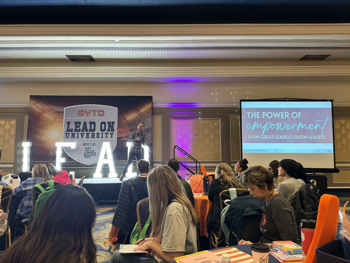 “Growth is a choice” @drtylercook @getyourteachon #GetYourLeadOn