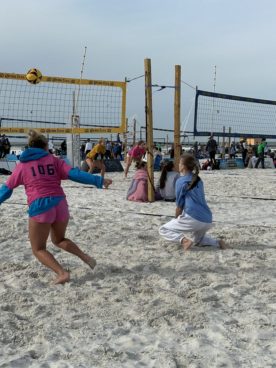 Dr. Erin Henderson tweet media