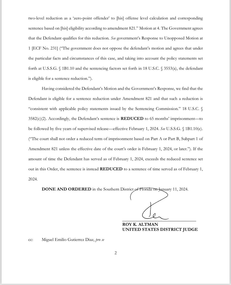 masinformadoRD's tweet photo. A MIGUEL GUTIÉRREZ NO LE HAN REDUCIDO SENTENCIA.

Quiero aclarar lo siguiente en torno a la supuesta reducción de pena al Diputado Miguel Andrés Gutiérrez Díaz, confundida a propósito por algunos periodistas con la reducción que le hiciera la justicia norteamericana a su hermano Miguel Emilio Gutiérrez, aquí dejo la sentencia, pero , la sentencia del Diputado por el @PRM_Oficial no ha salido aún.

Esperen que les seguiré informando.