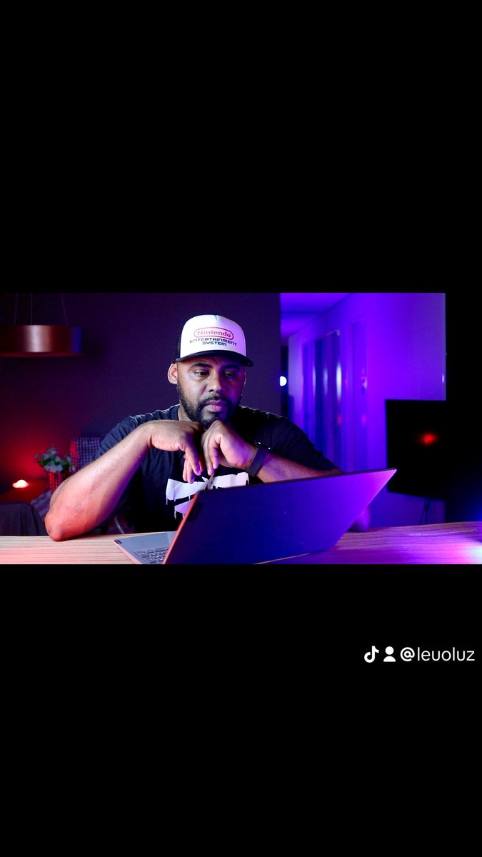 iphaels's tweet image. Semana que vem começa o ano no canal Léo Luz