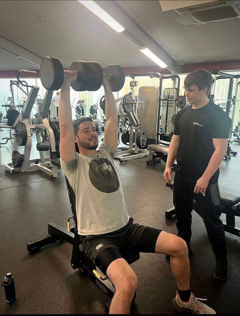Fancy a free Personal Training session? From 24th - 31st January, Jack is offering you this opportunity at the White Horse Leisure and Tennis Centre. For bookings and enquiries, please contact 07858379747 📞