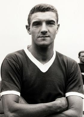 robertmdaws's tweet photo. #BillFoulkes was a one club man. ย playing for #MUFC in the Busby Babes teams of the 1950s, and 1960s. He played 688 games for United. He was a part of the 1968 European Cup winning team. Capped once for England. https://t.co/Hm4CgOq2MB