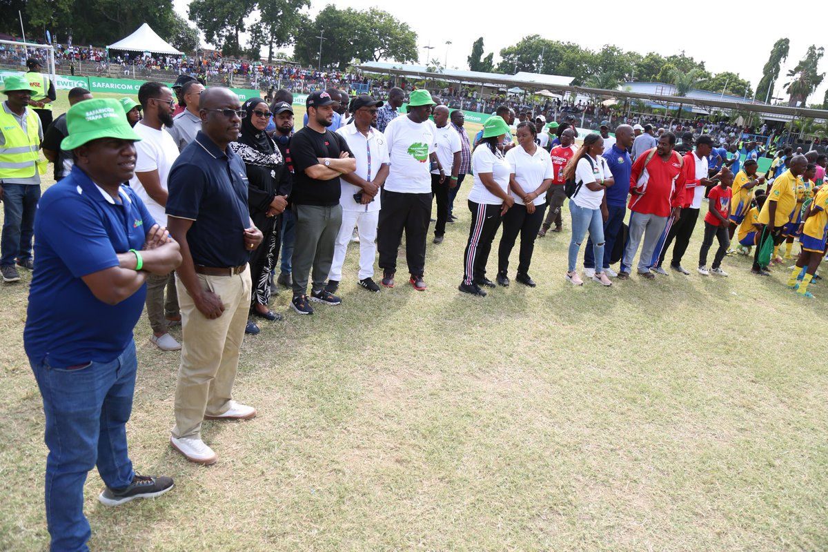 AharubKhatri's tweet photo. Congratulations to Bandari Youth FC, representing Mombasa, for their victory over Tana River, securing the Coastal Cup and a prize of 250,000 in the #ChapaDimbaNaSafaricom. Also, kudos to Changamwe Ladies for their impressive 3-0 win against Kilifi Ladies, earning them the championship in the ladies' category. Well done to both teams!