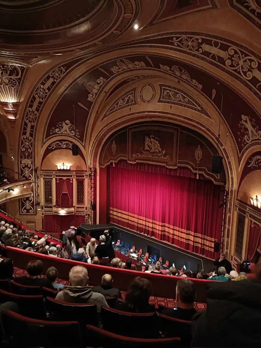 AdeleMck43's tweet photo. So privileged to watch the Ukrainian National Opera last night @LiverpoolEmpire fantastic Carmen and emotional curtain call #opera https://t.co/enNtSFl5Sd