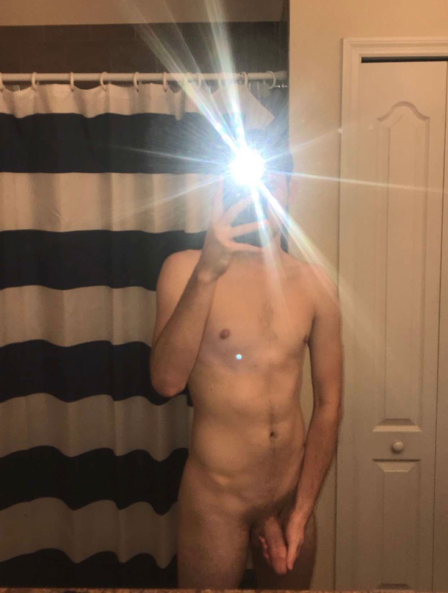 Jay_CCox's tweet photo. I have more pics and videos ready for you 💦💦

➡️ https://t.co/VjlJZf7L1s 

😘 😏 🥰 #gay #man #college https://t.co/eSuySn2Lr8