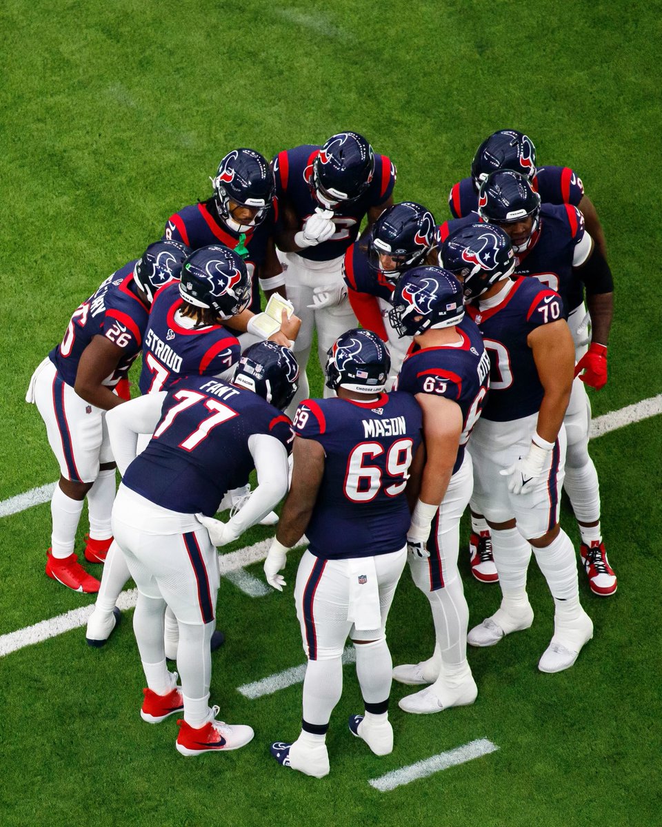 HoustonTexans's tweet photo. Shoutout to the O-Line for allowing 0️⃣ sacks yesterday 🔥 https://t.co/Z4xpQWMkjz