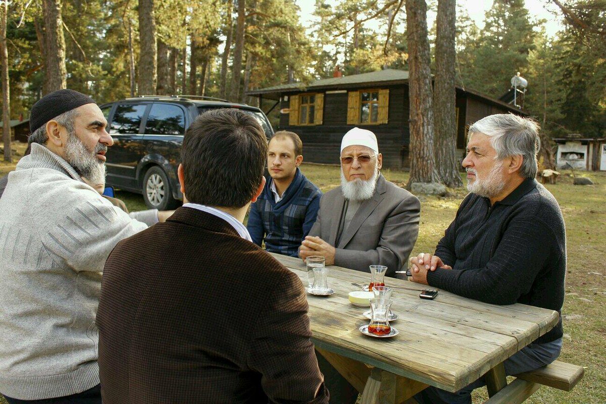 mbeyanouni's tweet photo. Bugün sabah değerli kardeşim ve yakın dostum Prof. Dr. Faruk Beşer hocaefendi vefat etmiştir. 
Yüce Allah gani gani rahmet eylesin, günahlarını bağışlasın, ve makamını âli eylesin.
Hasbünallahü Ve Nimel Vekil.
https://t.co/QrZwdq9obm https://t.co/1PJHLjqWr4