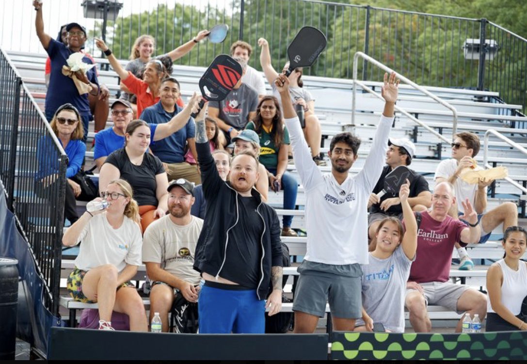 brooklynpickleb's tweet photo. Happy #sundayfunday 🙌🥳

What an amazing time it was with @TheNationalMall and @Humana at The National Mall of Pickleball! Take us back 😍 

#dc #pickleball #team #sunday #funday #sundayvibes #nationalmall #nmop #sundays #goodvibes https://t.co/fVJBgYOSBu
