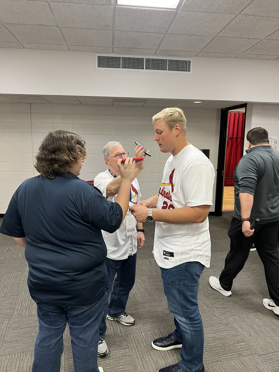 MattPauleyOnAir's tweet photo. Just wrapped a #CardsCaravan stop in Mattoon, IL.
It was great! Thanks to all who came out!
Springfield, here we come!
#STLCards https://t.co/Js7IaT448J