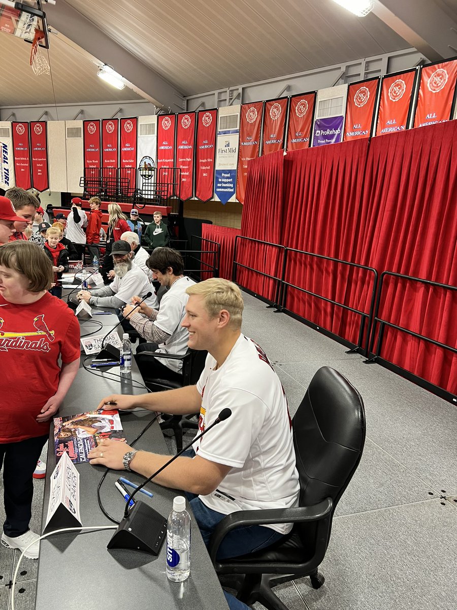 MattPauleyOnAir's tweet photo. Just wrapped a #CardsCaravan stop in Mattoon, IL.
It was great! Thanks to all who came out!
Springfield, here we come!
#STLCards https://t.co/Js7IaT448J