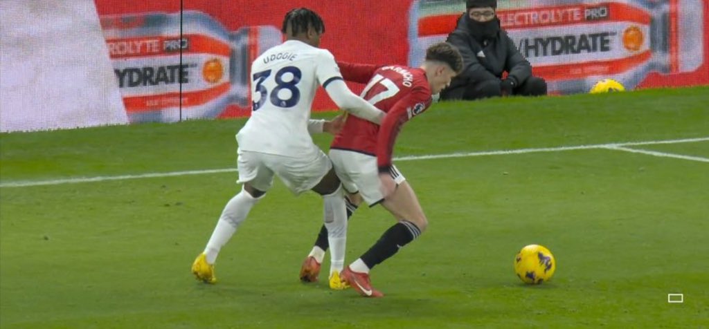 centredevils. tweet media