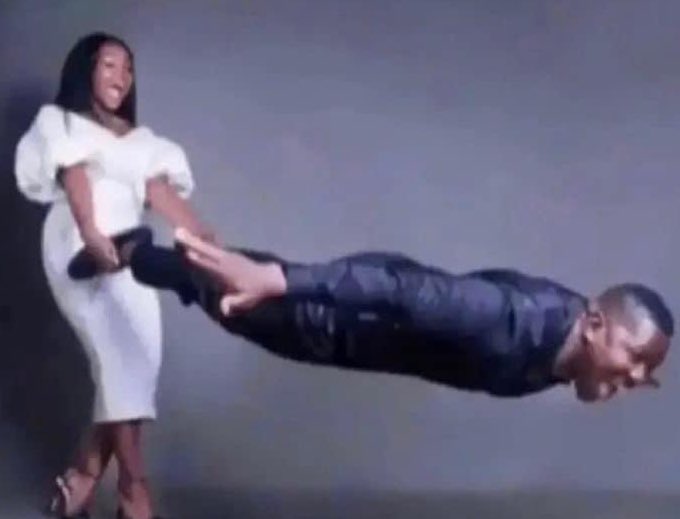 slvppy's tweet photo. if she don’t swing you around like this when she sees you, she cheating on you https://t.co/qBjZFp9V49
