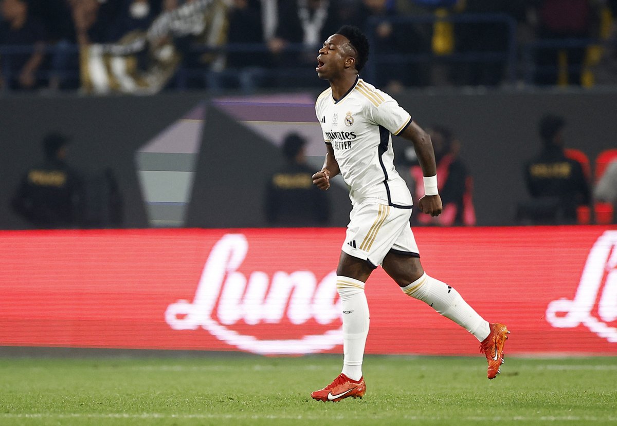 elchiringuitotv's tweet photo. 🔙 Había marcado tres goles al Barça en toda su carrera.

🔥 Le ha metido un hattrick en menos de 40 minutos en una final.

✨ Vinicius superstar. https://t.co/wjPOmk3Jrc