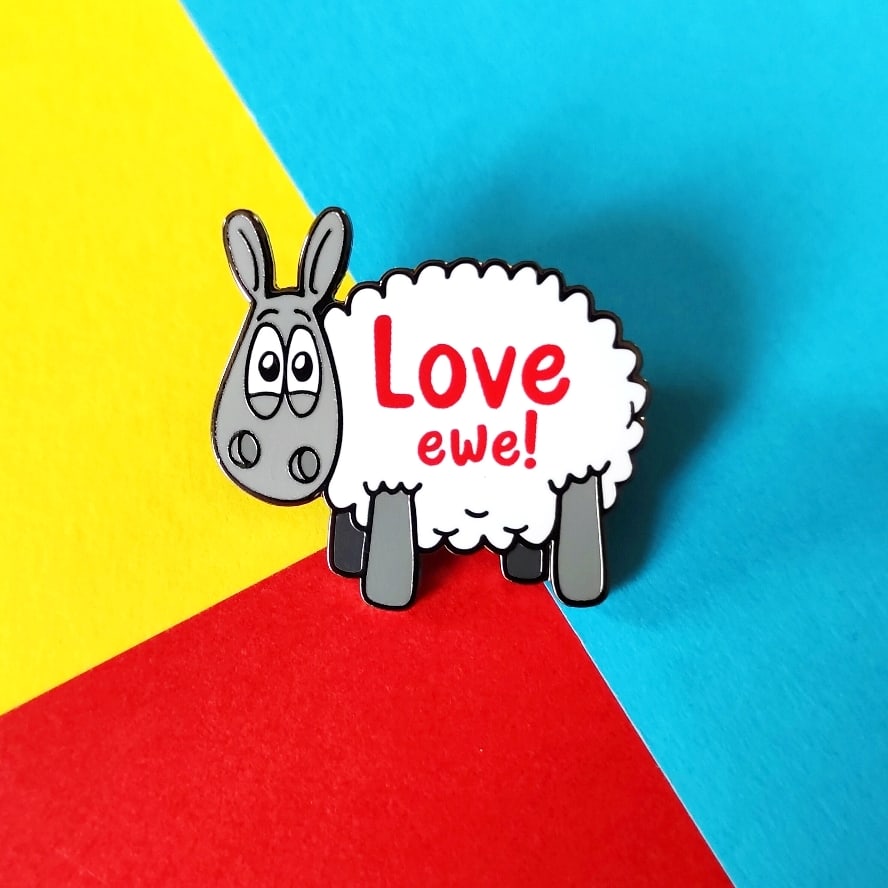 eweniverse's tweet photo. Hey #UKCraftersHour 
New sheepish things at https://t.co/H7opYETJHD

#shopindie #shopsmall #sheepshop https://t.co/oxGtU5m7WE