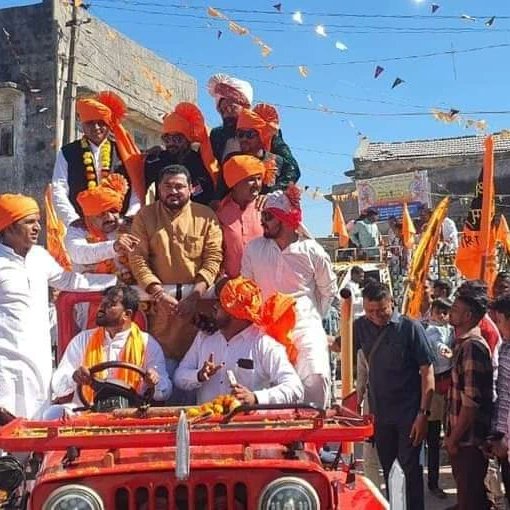 KoliHareshVaja2's tweet photo. ૧૪ જાન્યુઆરી, મકરસંક્રાંતિ (ખીહર) કોળી સમાજ નાં ઈષ્ટદેવ શ્રી માંધાતા પ્રાગટ્ય મહોત્સવ ૨૦૨૪ નિમિત્તે શ્રી માંધાતા ગ્રુપ ગીર-સોમનાથ, જુનાગઢ, પોરબંદર દ્વારા આયોજીત સોમનાથ મહાદેવ ના સાંનિધ્ય મા   #ભવ્ય_શોભાયાત્રા મહાસભા યોજાઈ હતી..🚩
  જય માંધાતા ..જય કોળીસમાજ. .🙏🚩 https://t.co/lbxZ37smEr