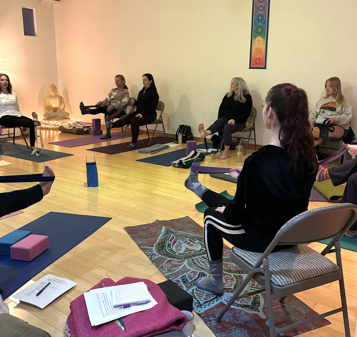 MotivationYogi's tweet photo. Thank you to all the divine yogis who joined me at @heavenearthyoga for an inspiring afternoon of Chair Yoga Teacher training. ❤  Stay tuned for more trainings.👈

#ingratitude  #ytt #motivationalyoga @Human_Kinetics https://t.co/BeqCyQCH5q