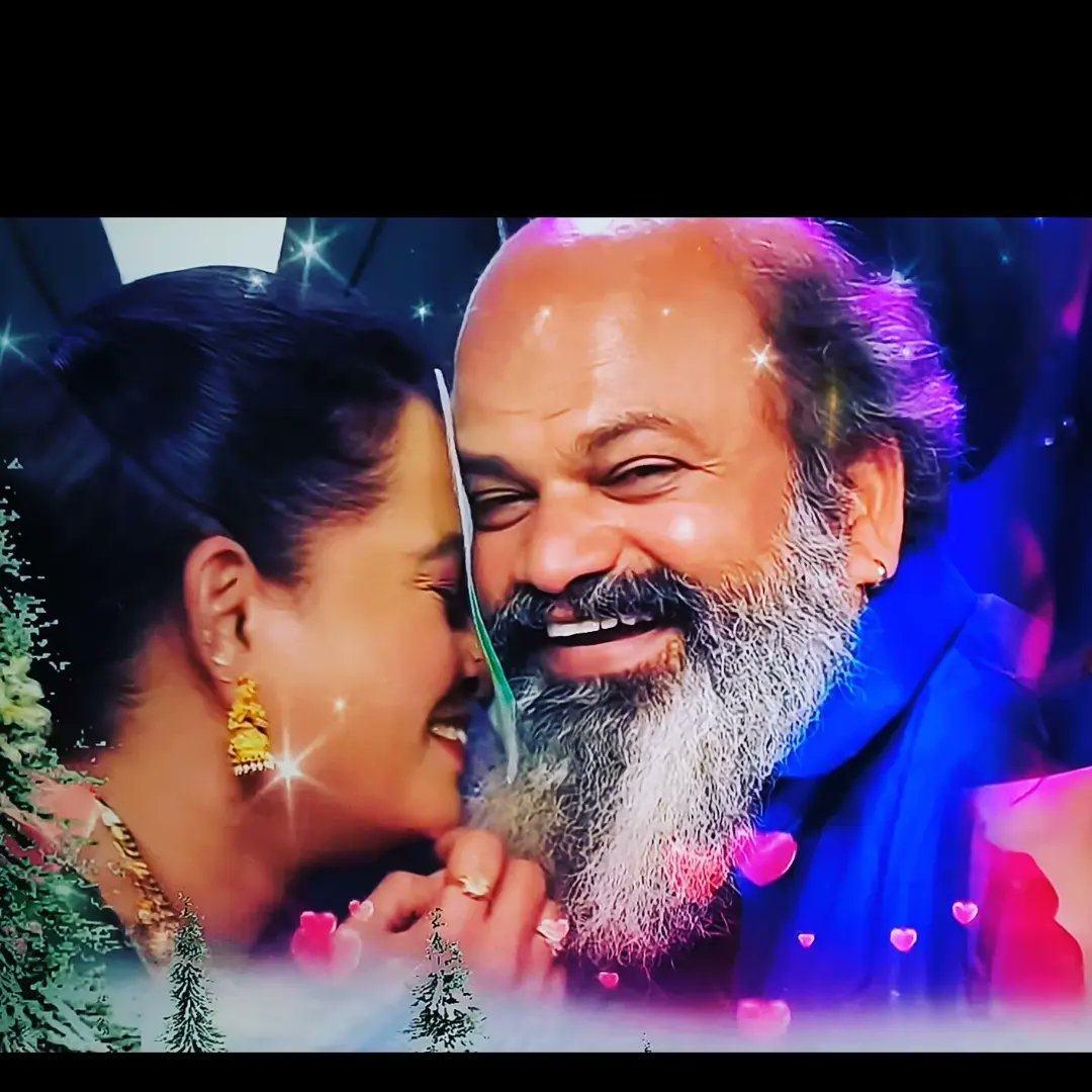 naveen_etika's tweet photo. Wish u happpy birthday my dear lovely wife #babitha 🎂💐😍🌹💕🥰😘 https://t.co/xdYN3JbuU7