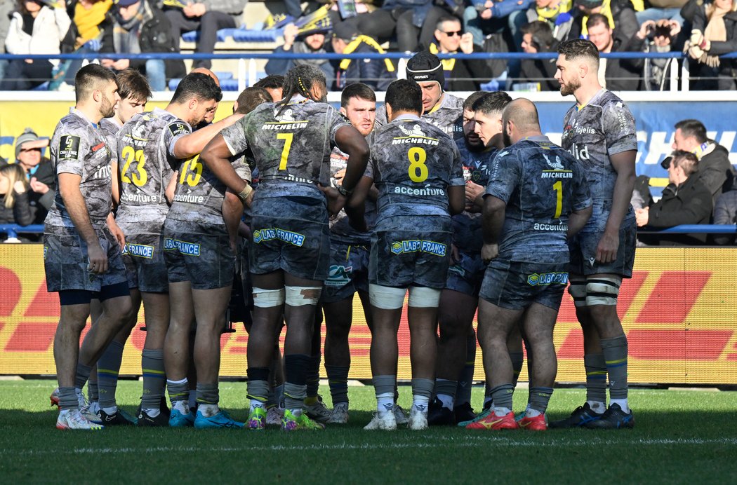 LaMontagne_TDS's tweet photo. #Rugby : l'ASM Clermont a resserré les boulons sur la défense près des lignes
#ASMvSCA
▶️https://t.co/UzB5XYkW39 https://t.co/XuFtyTPCea