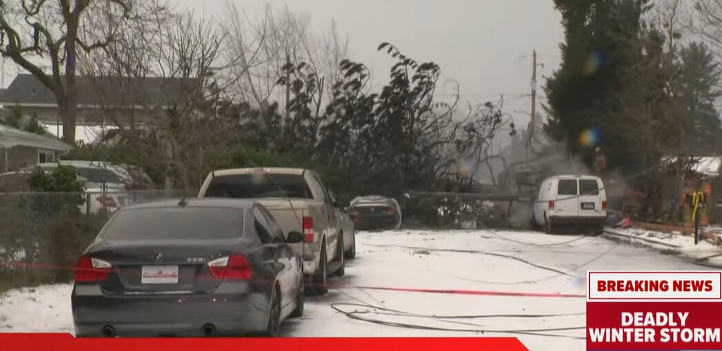 oregoncatalyst's tweet image. Snow storm uncovers folly of natural gas ban dlvr.it/T1Mr0q