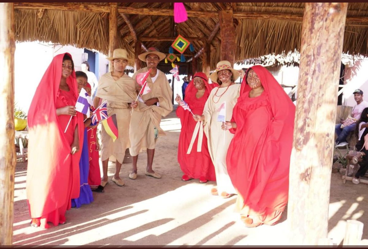 ammejiaaguado's tweet photo. El #GibiernoDelCambio del Pdte ⁦@petrogustavo⁩ celebra la llegada del PRIMER crucero en arribar al Mar Caribe, en el Cabo de la Vala, La Guajira; el crucero de la Empresa Suiza @Emerald_Cruises ,un hecho histórico sin precedentes en 🇨🇴 #ElPaísDeLaBelleza

¡Bienvenidos!!! https://t.co/fLhmmh86ou