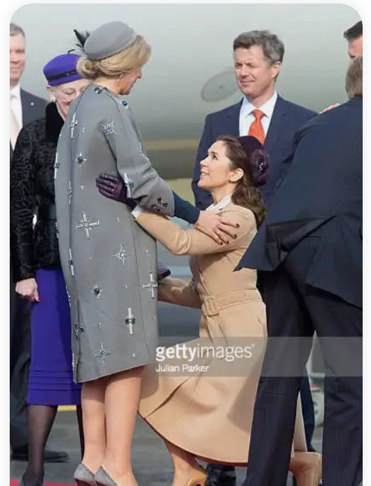 Something I will miss about Mary being Crown Princess.. Her curtsey's they were impeccable 

#QueenMary #KingFrederick