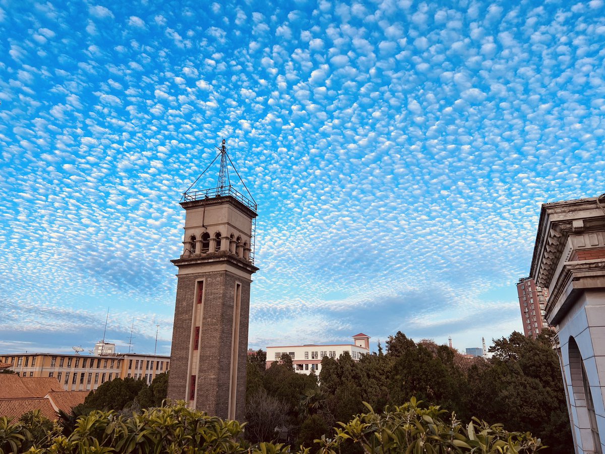 fadou's tweet photo. The cloud of #Kunming https://t.co/stJBtKTsoq