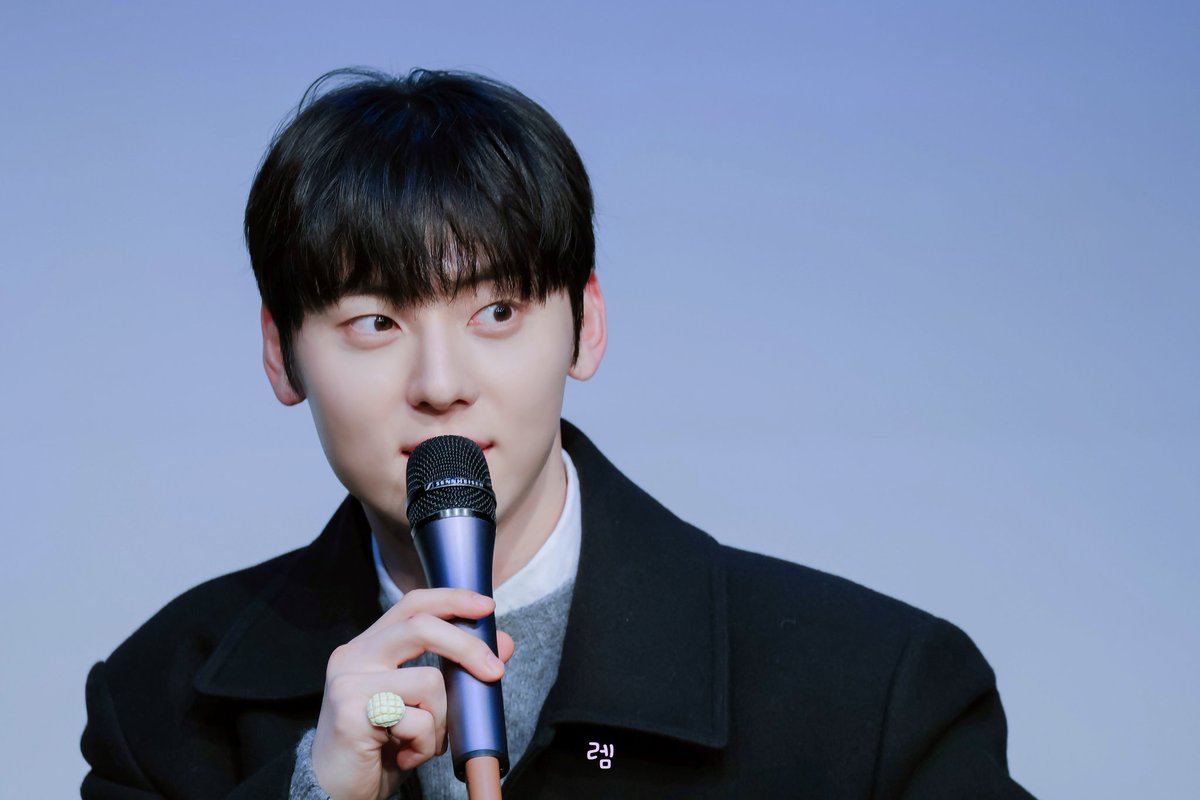 minhyun19950809's tweet photo. 20240106 ㅎㅁㅎ시그팬싸✨️

메론빵 반지🤣🤣🤣🤣
센수징짜🤣🤣🤣🤣

#황민현 #HWANGMINHYUN https://t.co/fO6s0P0x4q
