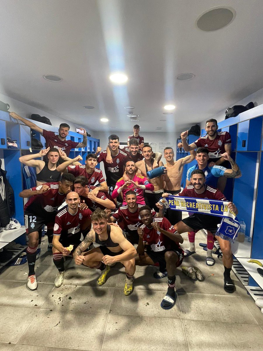 ATrapero4's tweet photo. Orgulloso de este equipo 🎪🎪🎪

¡¡¡Vamos Recreativo!!! 💙💙💙 https://t.co/G3ToxBz2KN