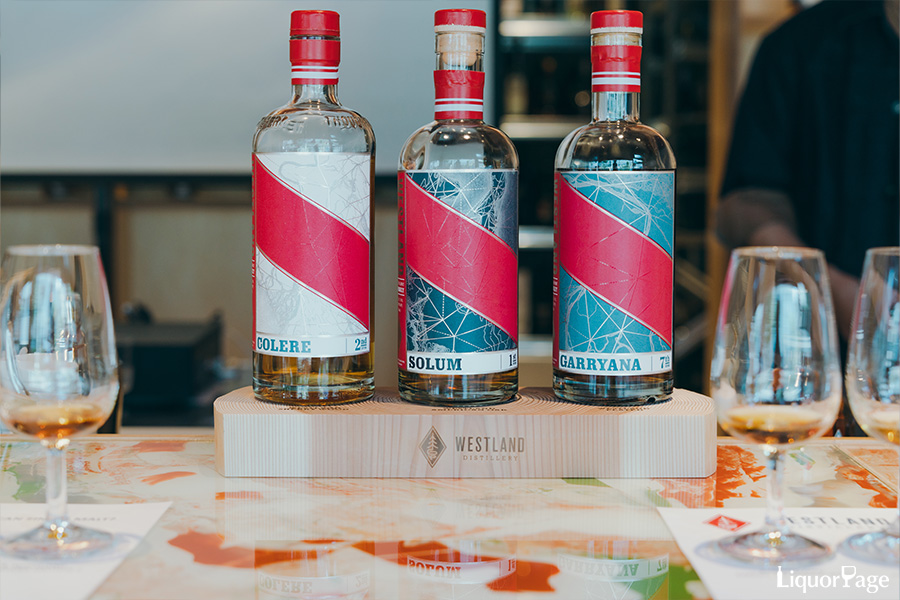 LiquorPage's tweet photo. アメリカでもシングルモルトが造られているのはご存じ？

その中でも最も有名とされるブランドが「ウエストランド」です。
当時21歳の若者がシアトルで創業したブランドなのですが、実は現地は大麦の名産地。地元産モルトを使用しながらクラフトなウイスキーを造っています。

https://t.co/eujc3LW40n https://t.co/zbTQZSy4Fx