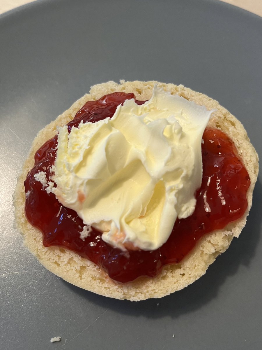 Tom J 🍀 tweet media