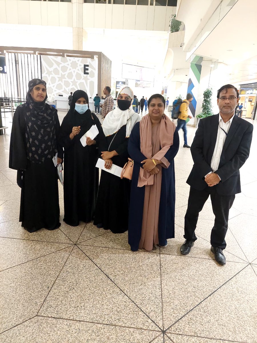 IndianEmbRiyadh's tweet photo. 3 Indian female workers were facing work related issues &amp; approached the Embassy recently. The Embassy with the help of Saudi authorities obtained their Final Exit. Today they are traveling to India. The Embassy extends thank to Saudi authorities for proactive help in the matter. https://t.co/DIpAHMGW0e